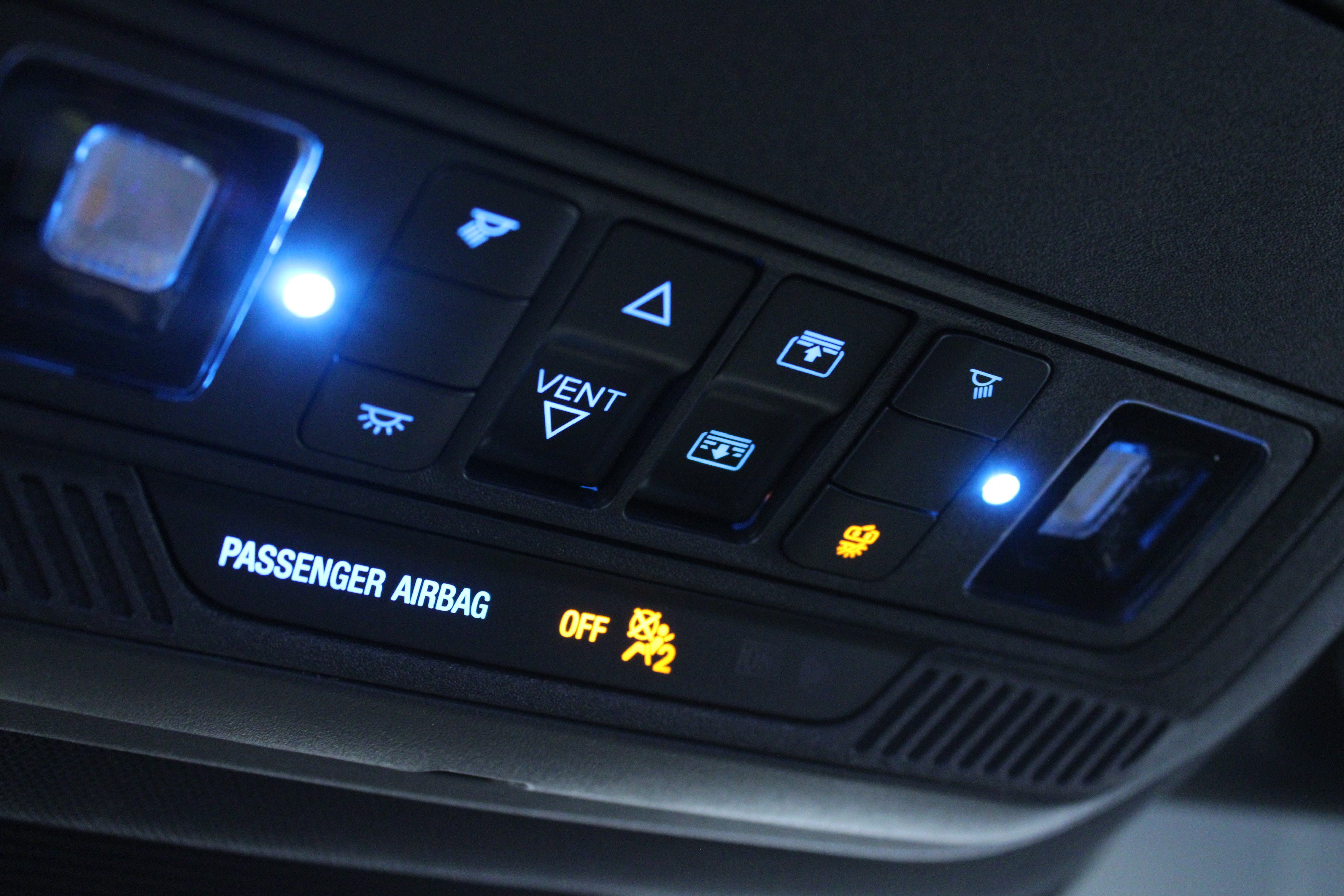 Used 2020 Ford Explorer Limited RWD image 25