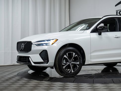 New 2026 Volvo XC60 B5 Core w/ Climate Package image 25