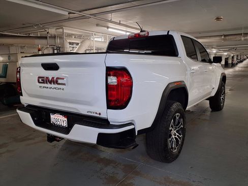 Used 2024 GMC Canyon AT4 image 21