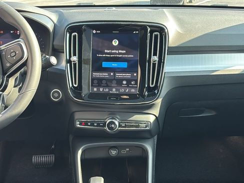 New 2026 Volvo XC40 B5 Ultra AWD/4WD image 6