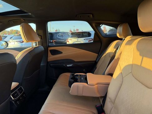 Used 2024 Lexus RX 350 image 19