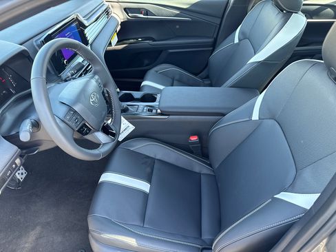 Certified 2026 Toyota Camry SE w/ Convenience Package image 23