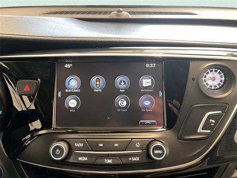 Used 2017 Buick Envision Essence image 27