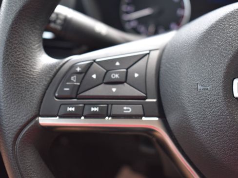 Certified 2024 Nissan Sentra SV FWD image 32