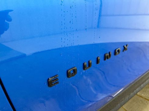 Used 2024 Chevrolet Equinox RS AWD/4WD image 25