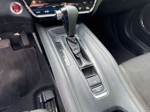 Used 2021 Honda HR-V EX image 21