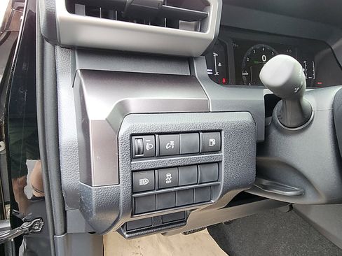 Used 2026 Toyota 4Runner SR5 AWD/4WD image 12