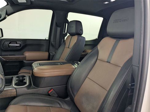 Used 2020 Chevrolet Silverado 1500 High Country w/ Technology Package image 13