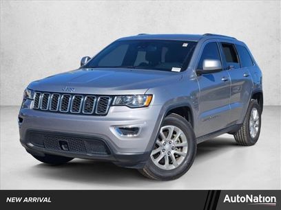 Used 2021 Jeep Grand Cherokee Laredo