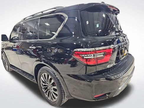 Used 2022 Nissan Armada Platinum image 28