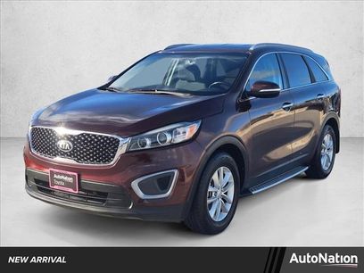 Used 2016 Kia Sorento LX w/ LX Convenience Package