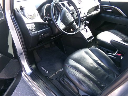 Used 2013 MAZDA MAZDA5 Grand Touring FWD image 14