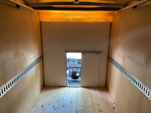 Used 2023 GMC Savana 3500 w/ Power Convenience Package image 26