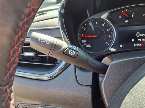 Used 2023 Chevrolet Equinox RS image 24