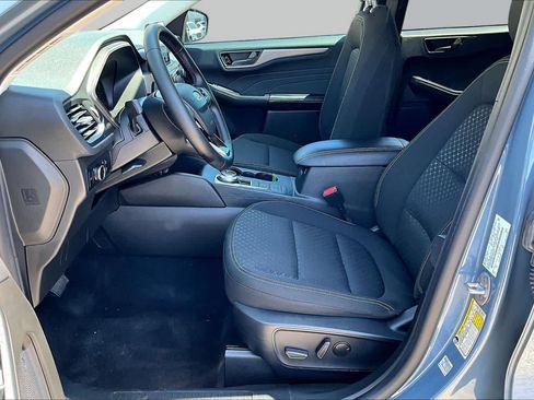 Used 2024 Ford Escape Active w/ Cold Weather Package FWD image 8