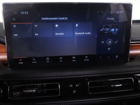 Used 2023 Lincoln Nautilus Reserve AWD/4WD image 47