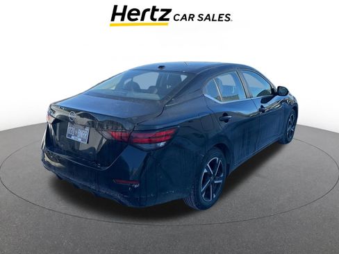 Used 2025 Nissan Sentra SV image 4