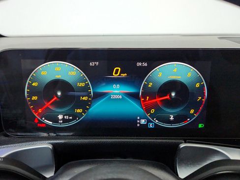 Certified 2022 Mercedes-Benz GLB 250 image 13