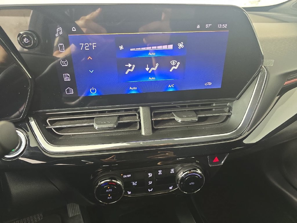 New 2025 Chevrolet Trax RS w/ Driver Confidence Package FWD image 20