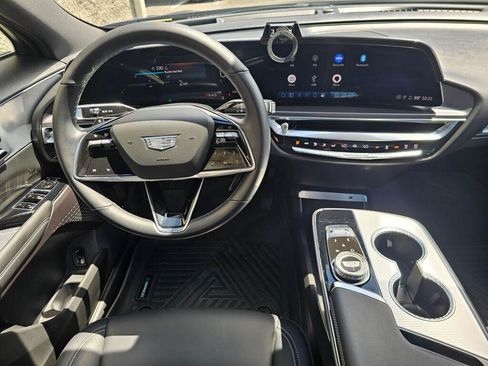 Used 2024 Cadillac Lyriq Tech RWD image 22