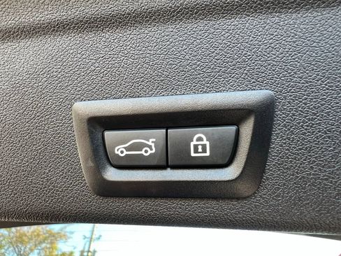 Used 2022 BMW X6 M image 28