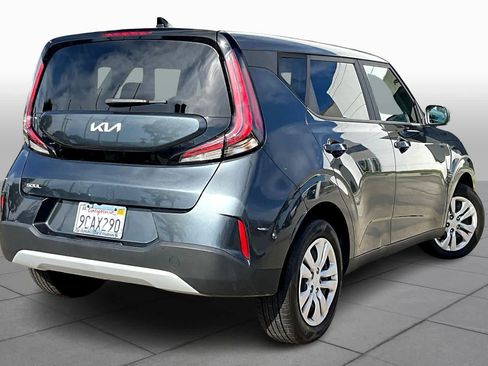 Used 2023 Kia Soul LX image 12