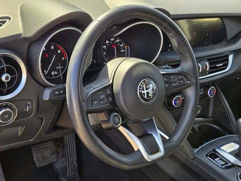 Used 2020 Alfa Romeo Stelvio Sport w/ Quick Order Package 22K Sport RWD image 18