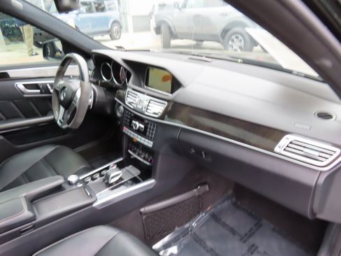 Used 2014 Mercedes-Benz E 63 AMG S-Model image 17