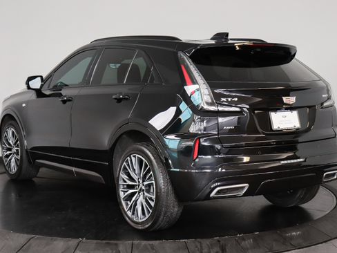 Certified 2025 Cadillac XT4 Sport AWD/4WD image 4