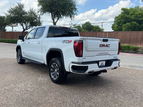Used 2024 GMC Sierra 1500 AT4 w/ AT4 Premium Package image 10