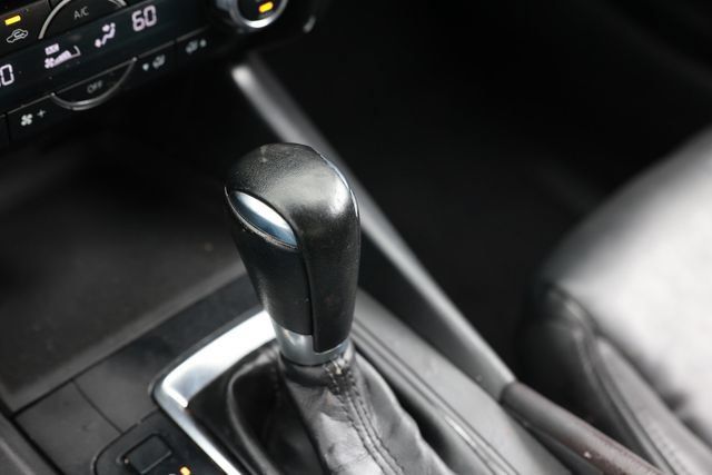 Used 2017 MAZDA MAZDA3 Touring FWD image 43
