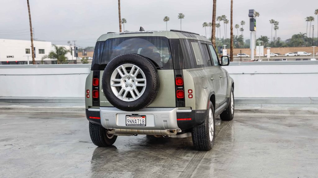 Used 2024 Land Rover Defender 110 S AWD/4WD image 9