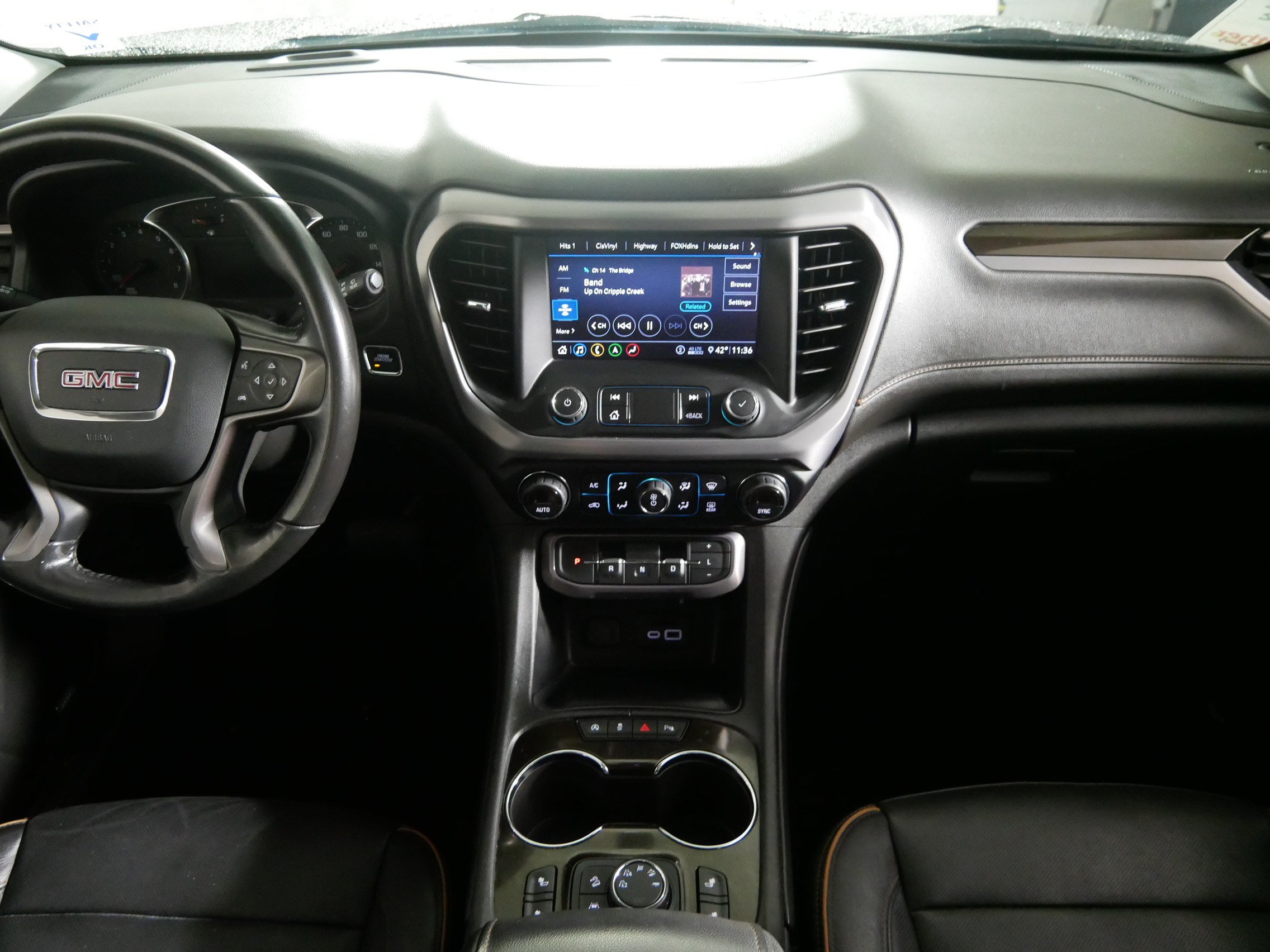 Used 2020 GMC Acadia AT4 w/ Driver Alert Package II AWD/4WD image 10