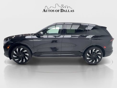 Used 2024 Lincoln Nautilus Reserve w/ Equipment Group 203A AWD/4WD image 4