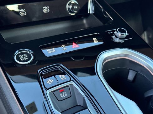 New 2026 Audi A6 Premium Plus AWD/4WD image 22