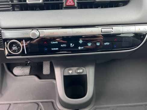 New 2024 Hyundai Ioniq 5 Limited image 23