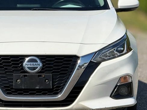 Used 2020 Nissan Altima 2.5 SV AWD/4WD image 12