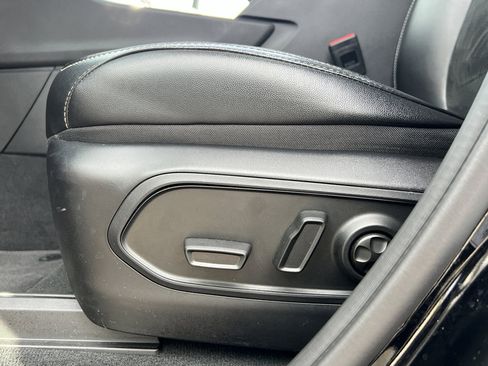 Used 2024 Jeep Grand Cherokee Altitude image 16