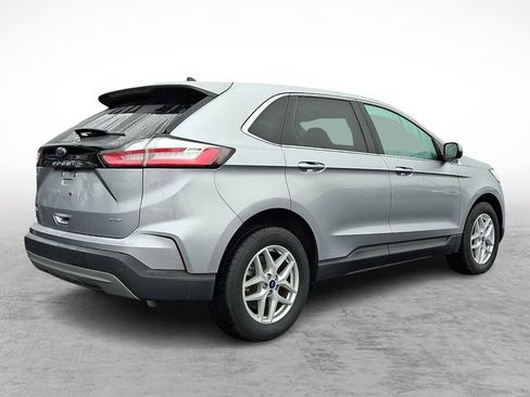 Used 2022 Ford Edge SEL w/ Convenience Package image 6