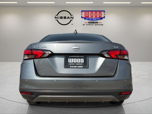 Certified 2024 Nissan Versa SV FWD image 3