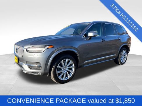 Used 2017 Volvo XC90 T6 Inscription w/ Vision Package image 3