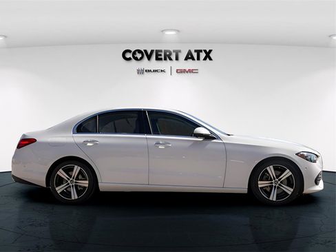 Used 2025 Mercedes-Benz C 300 Sedan image 8