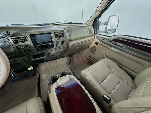 Used 2003 Ford Excursion Limited AWD/4WD image 11