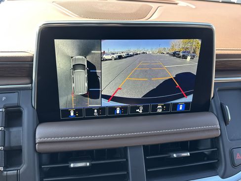 Used 2021 Chevrolet Tahoe High Country image 28