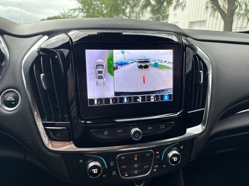 Certified 2023 Chevrolet Traverse Premier w/ Redline Edition AWD/4WD image 16