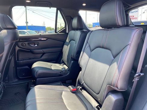 Used 2023 Honda Pilot TrailSport image 19