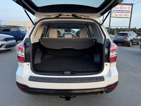 Used 2015 Subaru Forester 2.5i Premium w/ Popular Package #2 AWD/4WD image 11