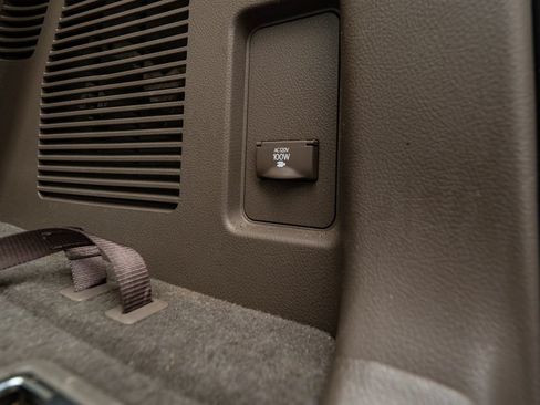 Used 2018 Lexus GX 460 Luxury AWD/4WD image 26