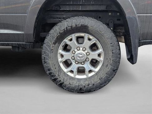 Used 2022 RAM 2500 Laramie AWD/4WD image 9