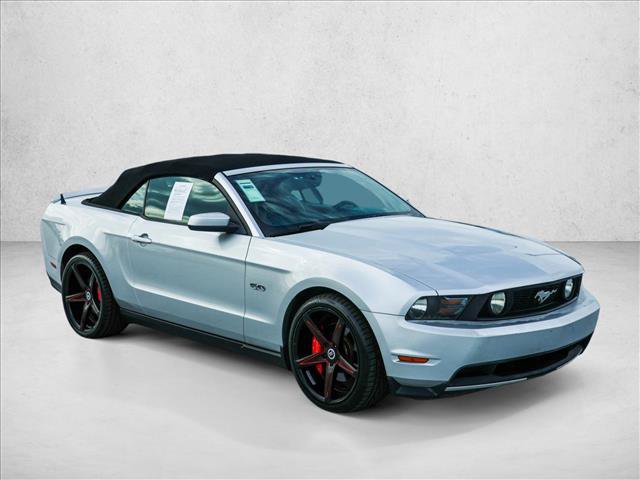 Used 2011 Ford Mustang GT Premium w/ Comfort Pkg RWD image 3